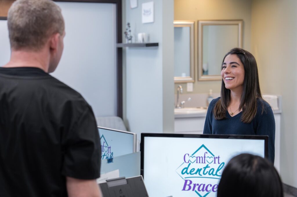 Braces vs. Clear Aligners: Which Fits Your Life?